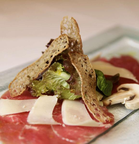 Carpaccio dish