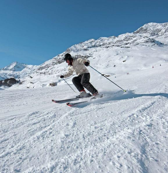 skiing a Merano